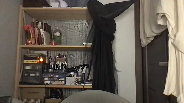 Yuna5343 live sex cam