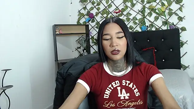 lyam_ebony_ live sex cam