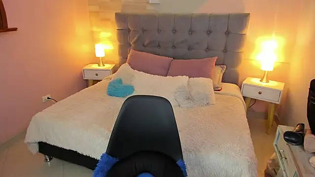 _Abril_W's cam snapshot