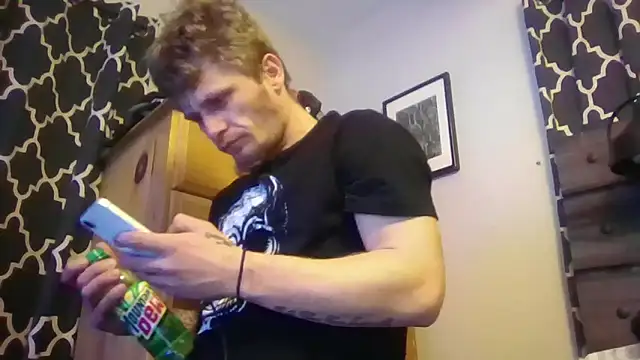 spazz247's cam snapshot