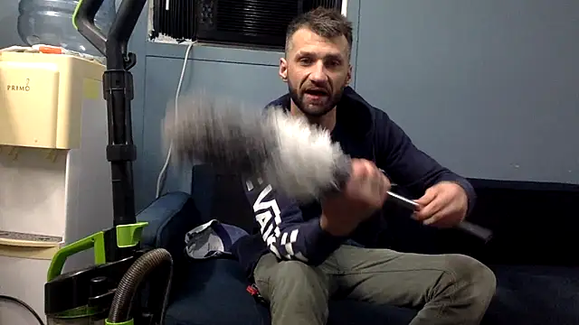 sexyhotstud12's cam snapshot