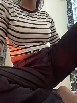 Dilnaazz live sex cam