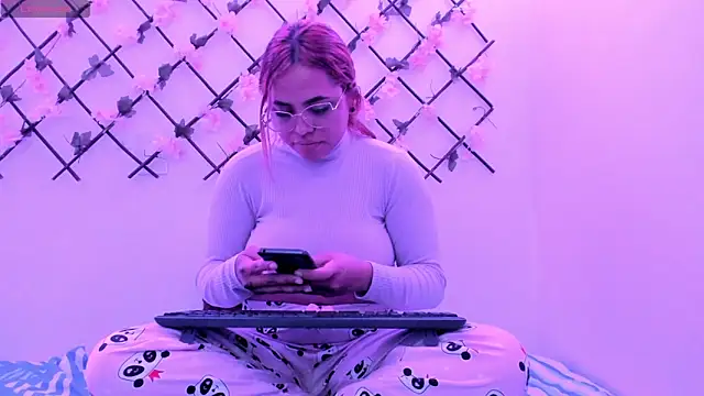 KattyDark's cam snapshot