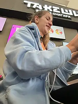 EvvaMur's cam snapshot