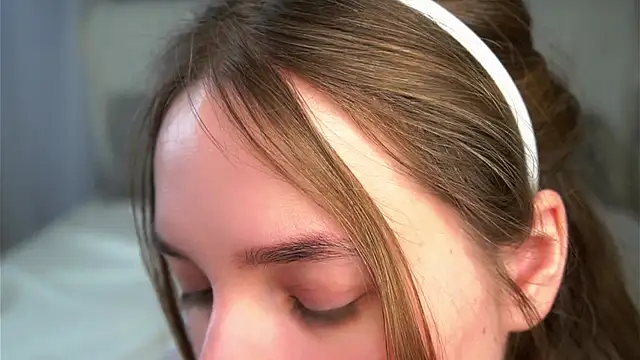 KarriBrownd's cam snapshot