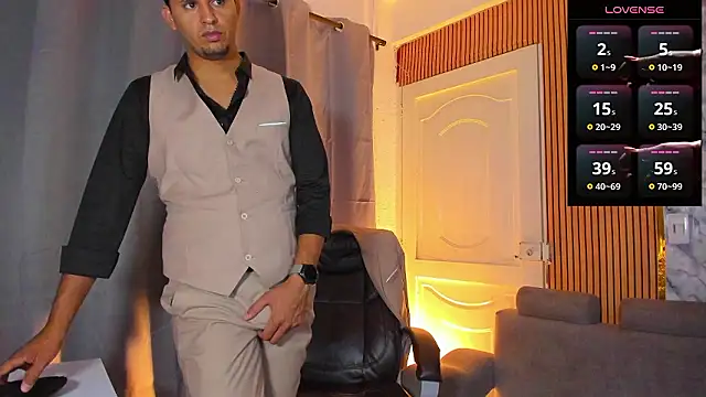 Hideintheoffice's cam snapshot