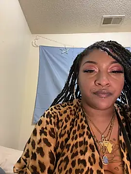 Egyptian_reign's cam snapshot