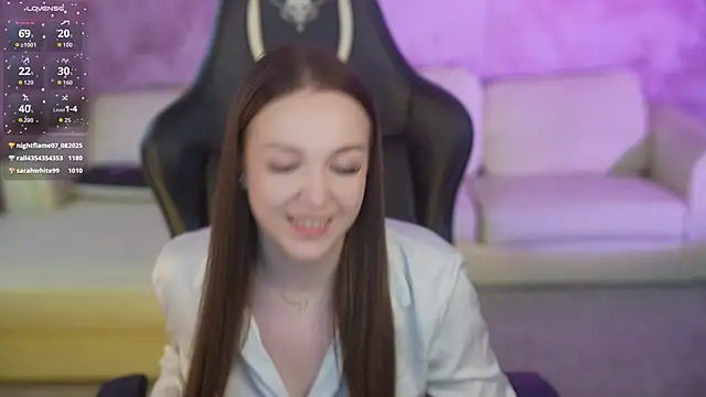 Ella_054's cam snapshot