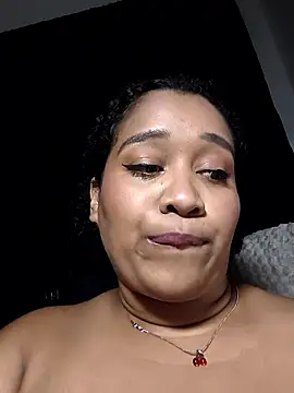 Yera_brown69's cam snapshot