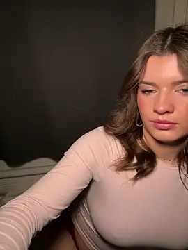 -Leasophie's cam snapshot