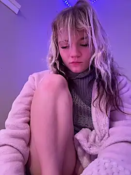 Cutiepiespanks live sex cam