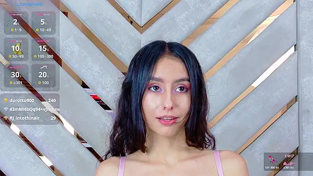 Sarah-Grace's cam snapshot