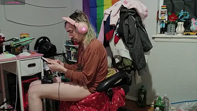 tallnerdyguy live sex cam