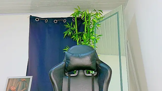 scarlet-jonesx's cam snapshot