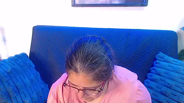 Linda_banks_'s cam snapshot