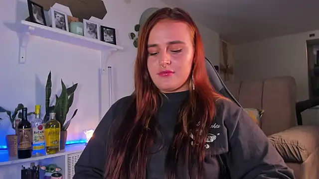 evy_orange1's cam snapshot