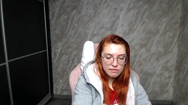 Reginasmilee's cam snapshot