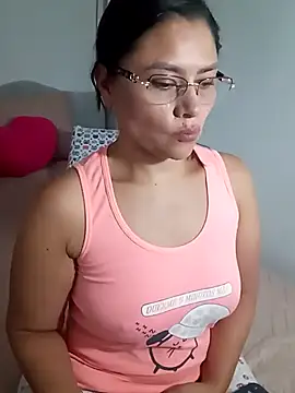 Isbettyche's cam snapshot