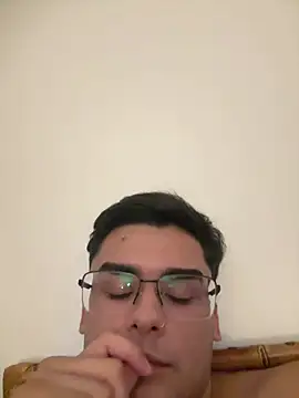 victor_77brasil live sex cam