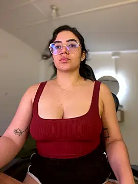 Lia_flowers's cam snapshot