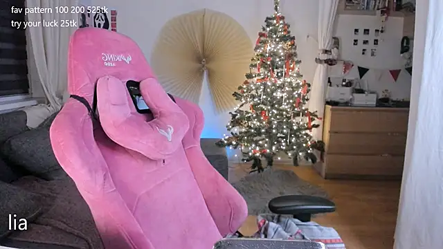 lil_lia's cam snapshot