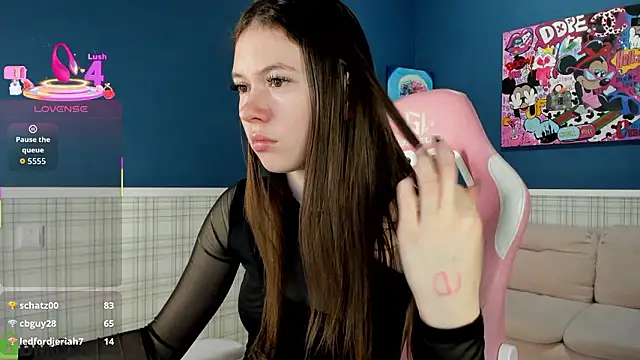 Nicole_Charm's cam snapshot