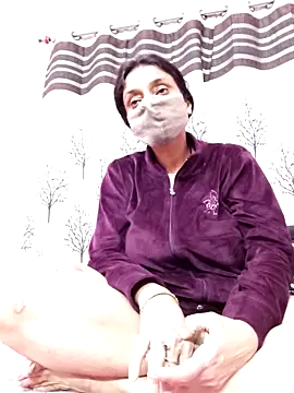 Gullapi live sex cam