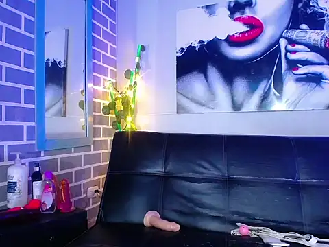 Kityy_cum18's cam snapshot