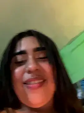 Ambar_Vip's cam snapshot