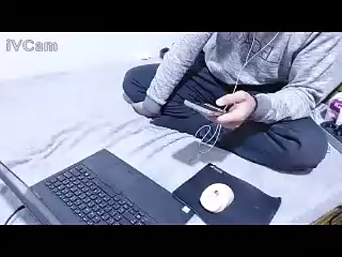 yazin19 live sex cam