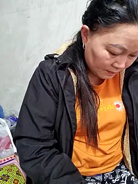 yoowwmr's cam snapshot