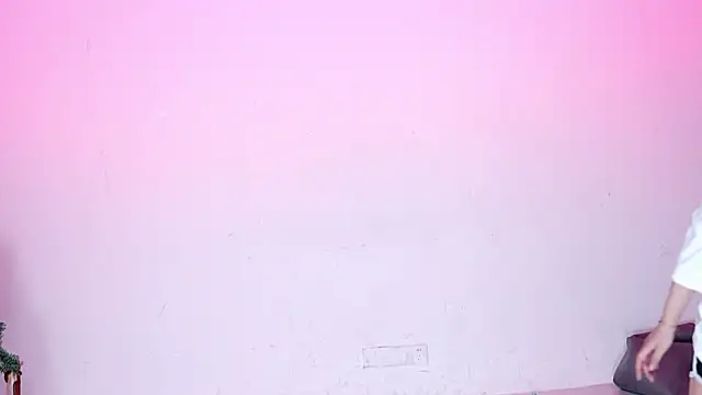 CM---002's cam snapshot