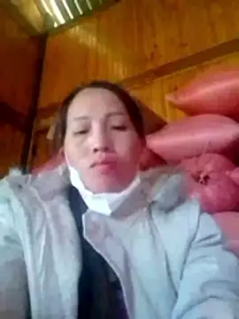 Gummiesu's cam snapshot