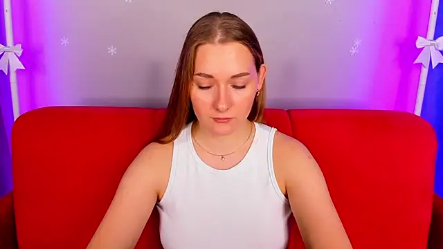 AlinaVice's cam snapshot