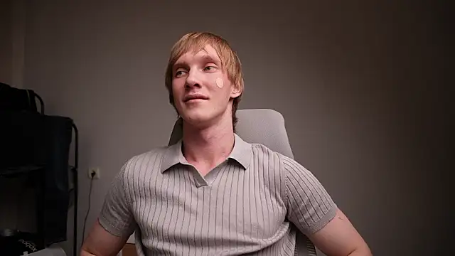 J_Akira13B's cam snapshot