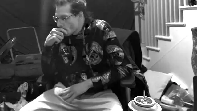 MasterDaddyCool's cam snapshot