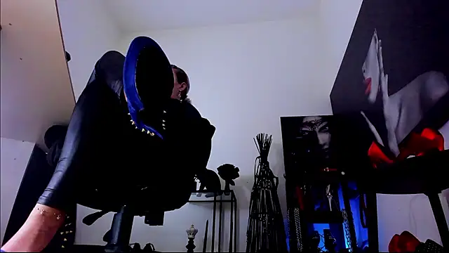 MistressDemisweet live sex cam