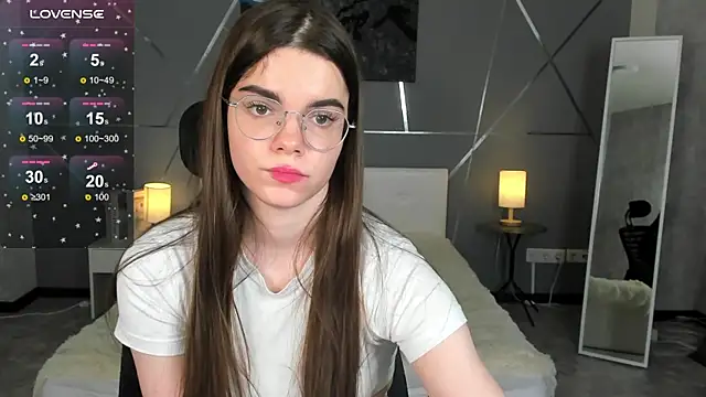 miss__evelyne's cam snapshot