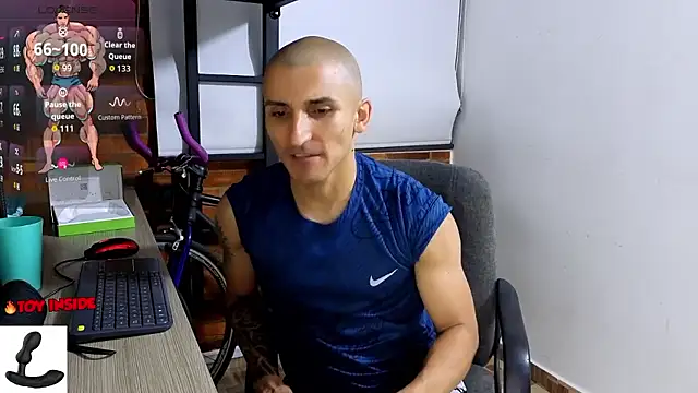 Marck_Muscle's cam snapshot