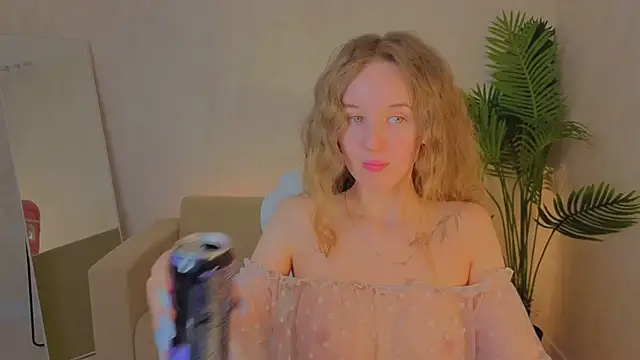 kianawhite's cam snapshot