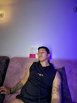 VioletaLorette live sex cam