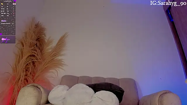 sara_gwen's cam snapshot