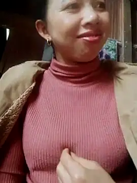 TRIEUTRIEU20's cam snapshot