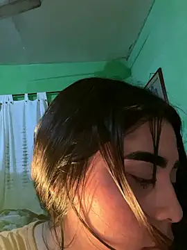 Ambar_Vip's cam snapshot