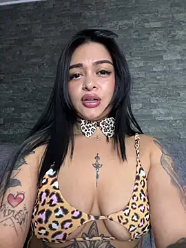 Saray_charmante's cam snapshot