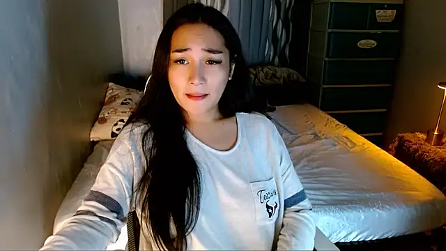 SweetLilly_18 live sex cam