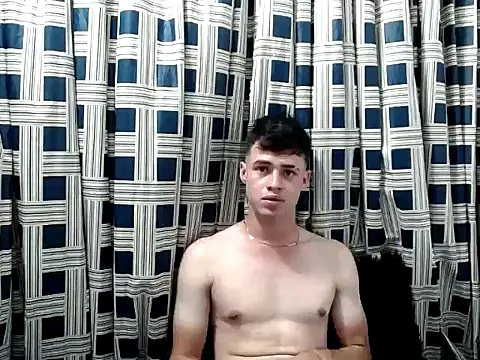 daniel22_cm's cam snapshot