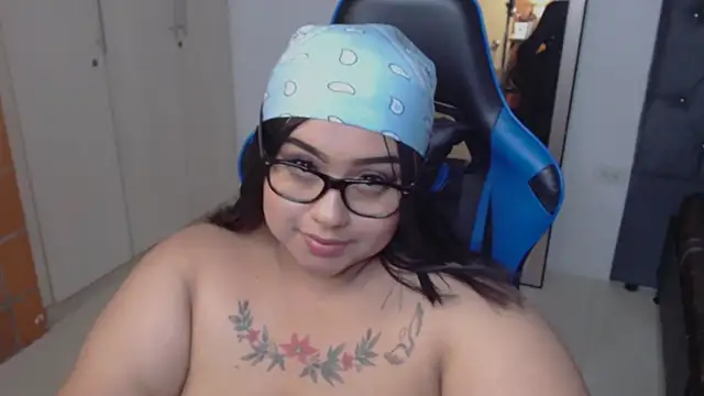 sexy_psychologist_'s cam snapshot