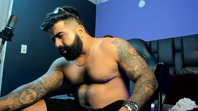 Lyon_vach live sex cam