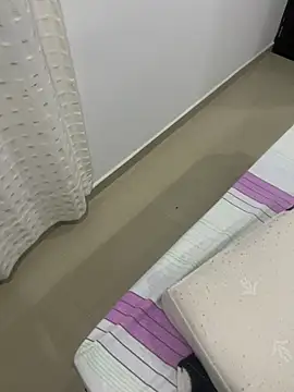 Mounthblack26 live sex cam